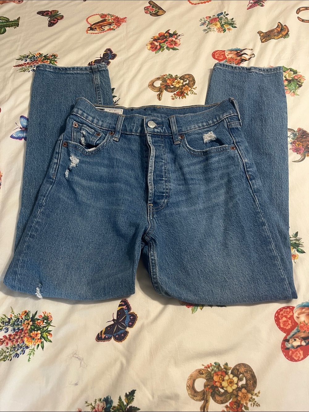 GAP cheeky Straight-Leg Jeans with Light Distressing